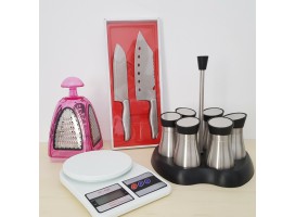 Pack : Spice Rack + Balance + 2 Couteaux + Rappe fromage + Lunch Box