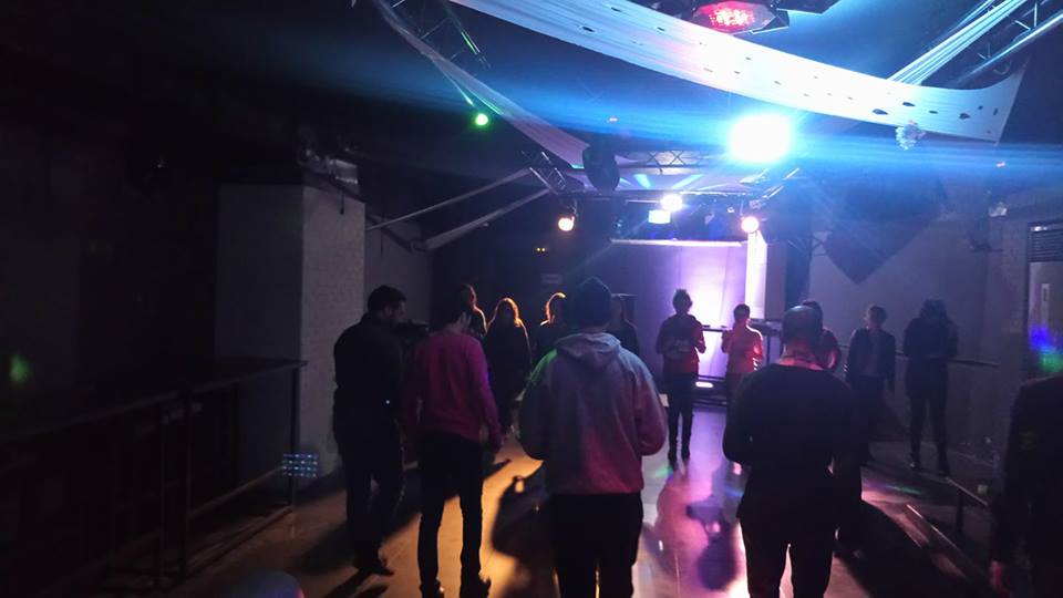 Archivé: Bowling du lac: Location d’une salle disco avec Dj,serveur et boissons pour 50 personnes à 480dt au lieu de 600dt !