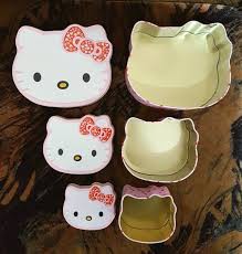 Archivé: Set de 3 boites de rangement métallique Hello kitty