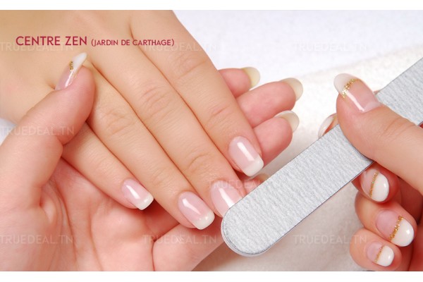 Coloration + Mèches + Coupe + Brushing + Epilation visage, sourcils, bras complètes, aisselles + Soin des mains + Pose vernis permanent